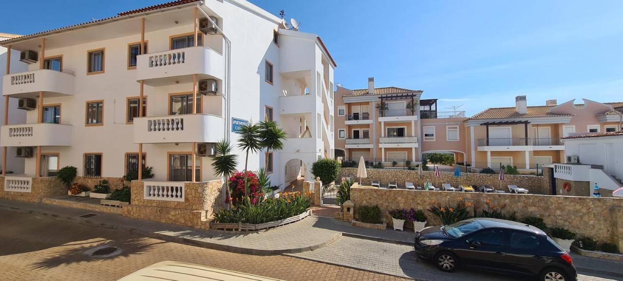 Apartamentos Cabrita Olhos de Agua  Dış mekan fotoğraf