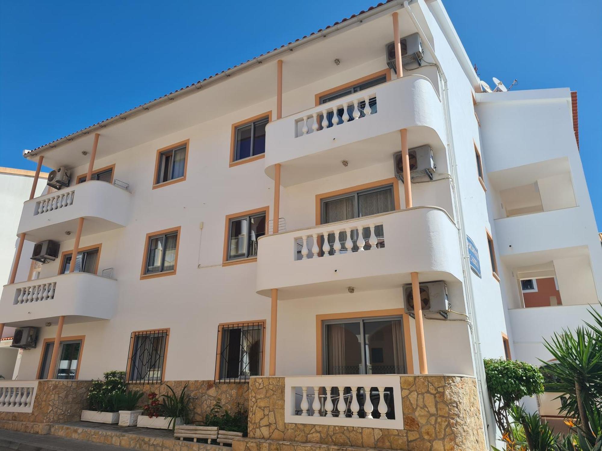 Apartamentos Cabrita Olhos de Agua  Dış mekan fotoğraf
