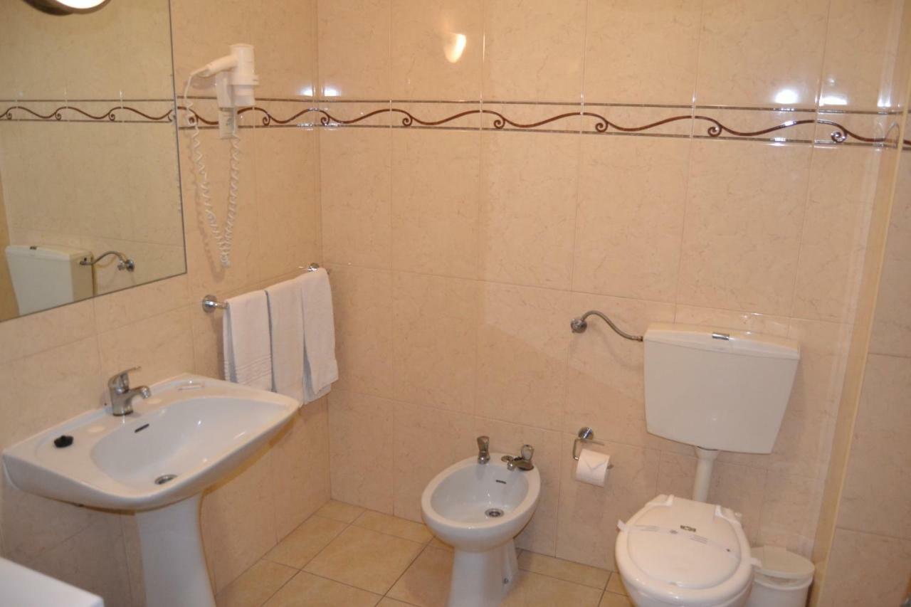 Apartamentos Cabrita Olhos de Agua  Dış mekan fotoğraf