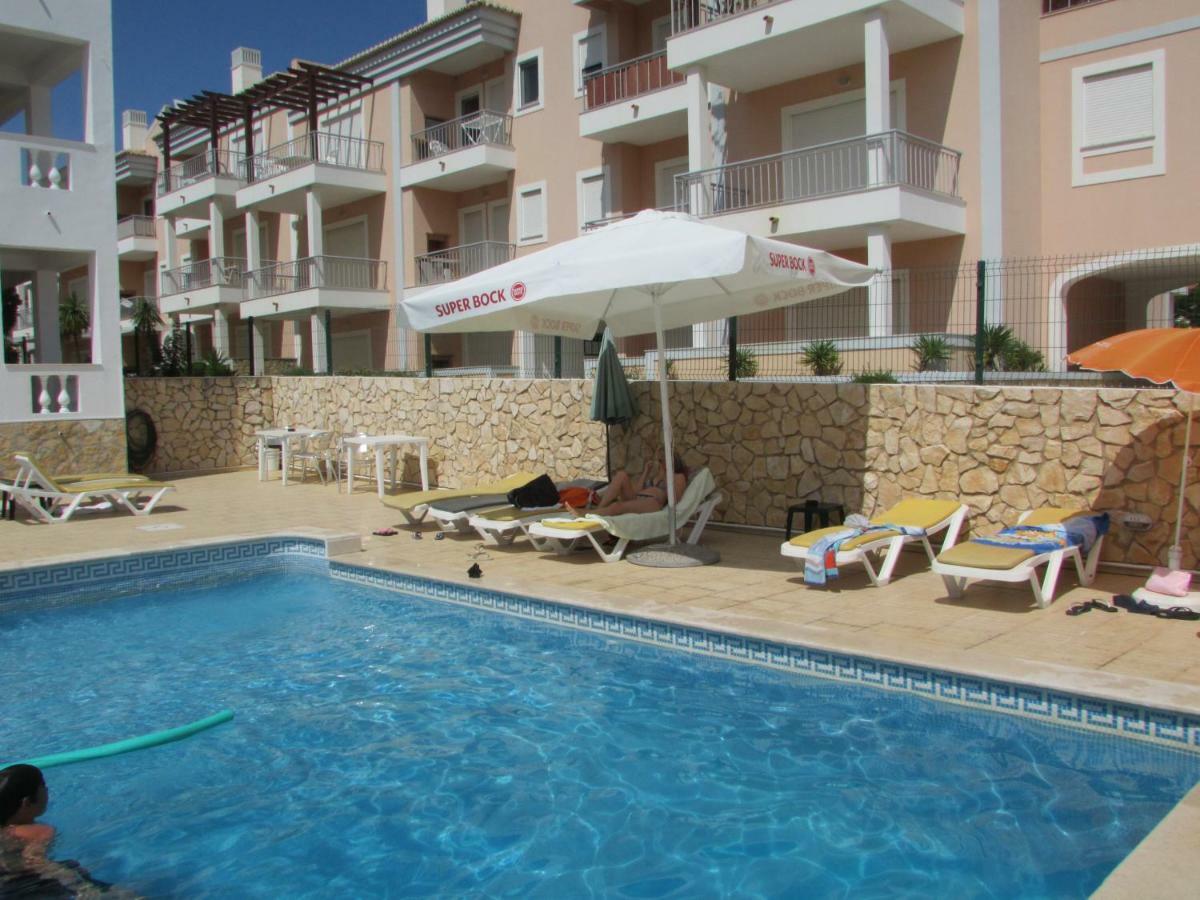 Apartamentos Cabrita Olhos de Agua  Dış mekan fotoğraf