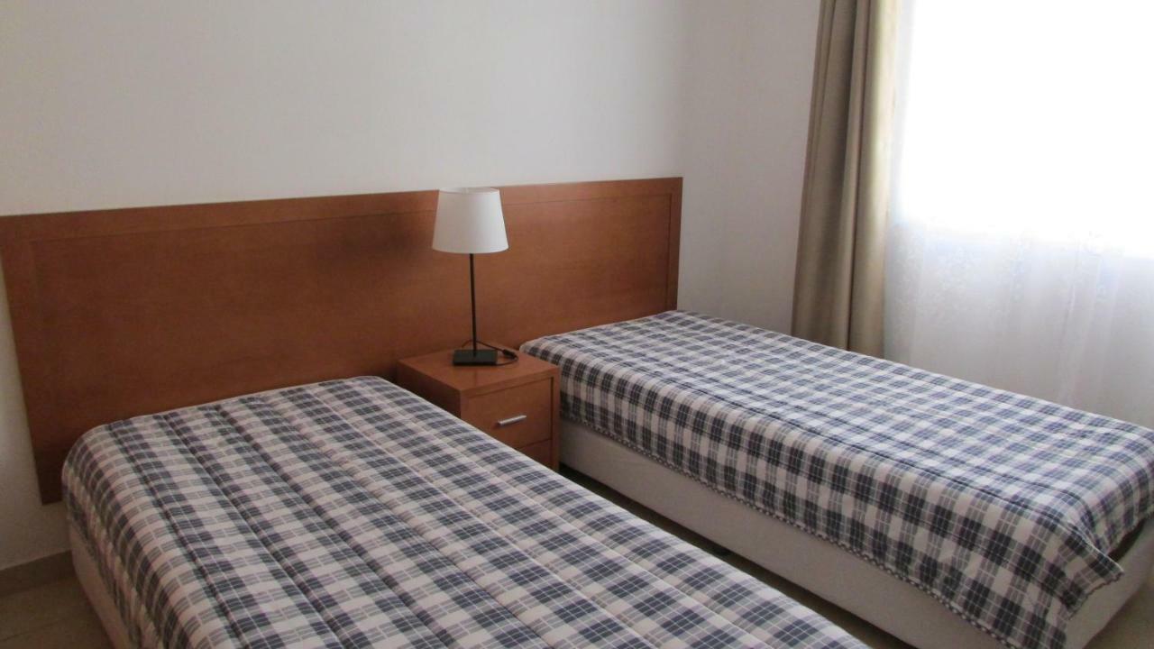Apartamentos Cabrita Olhos de Agua  Dış mekan fotoğraf